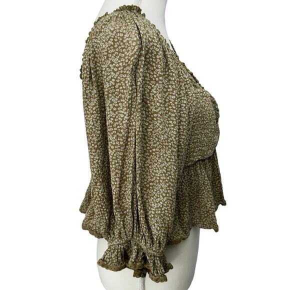 FREE PEOPLE Cropped Top Blouse Size Medium Peasant Prairie Boho Festival - Picture 3 of 10